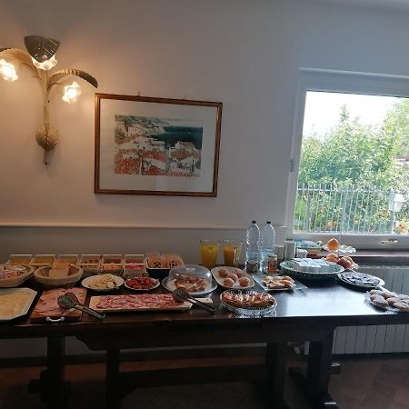 B&B Villa Teresa Sorrento Esterno foto