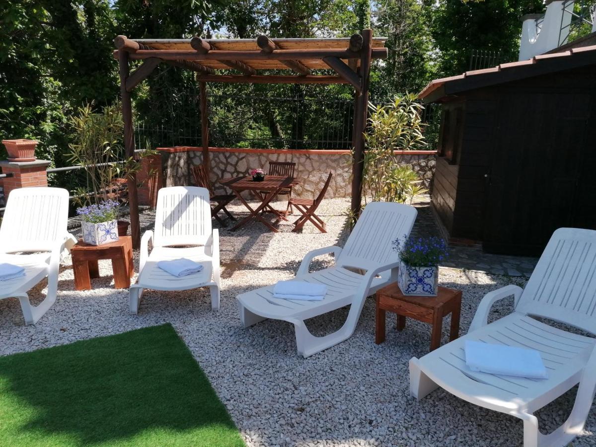 B&B Villa Teresa Sorrento Esterno foto