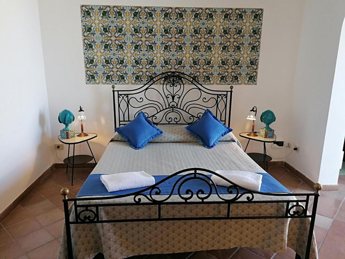 B&B Villa Teresa Sorrento Esterno foto